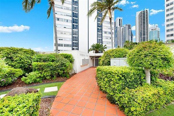 Panorama Tower Hotel Gold Coast Exterior photo